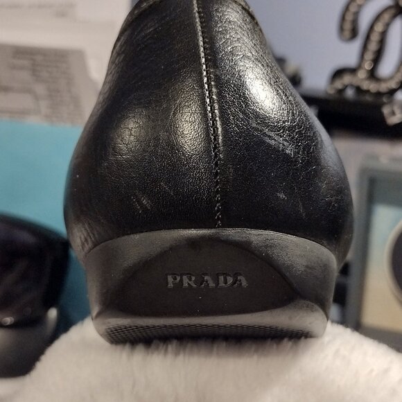 Vintage Prada Women Black loafers with white stitching  (US 9) - Picture 5 of 6
